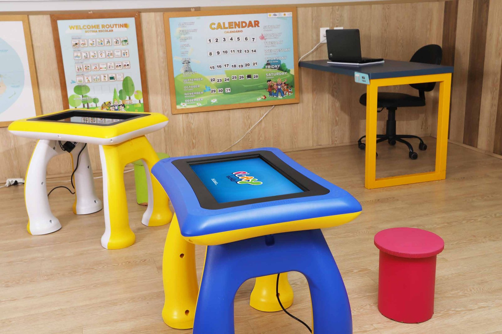 Sala de aula com PlayTables